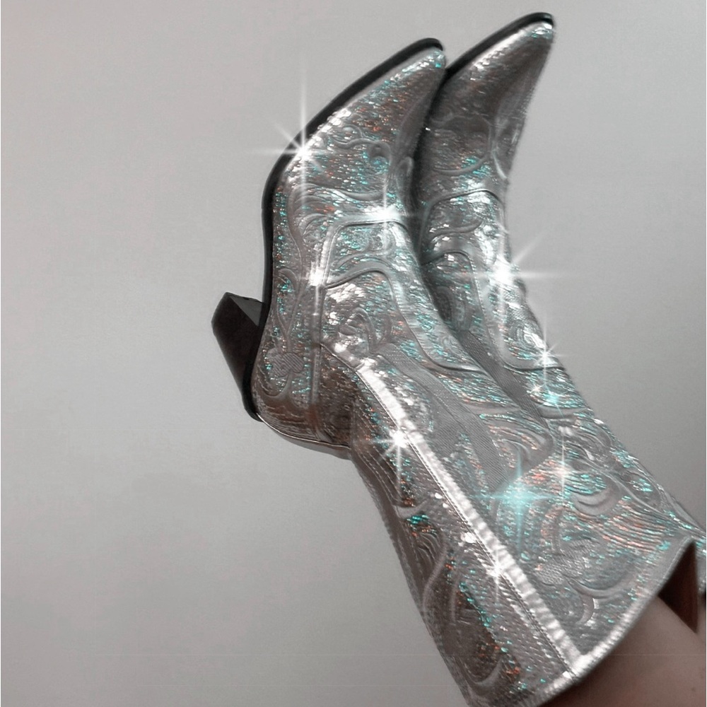 Sparkly Silver Cowgirl Boots